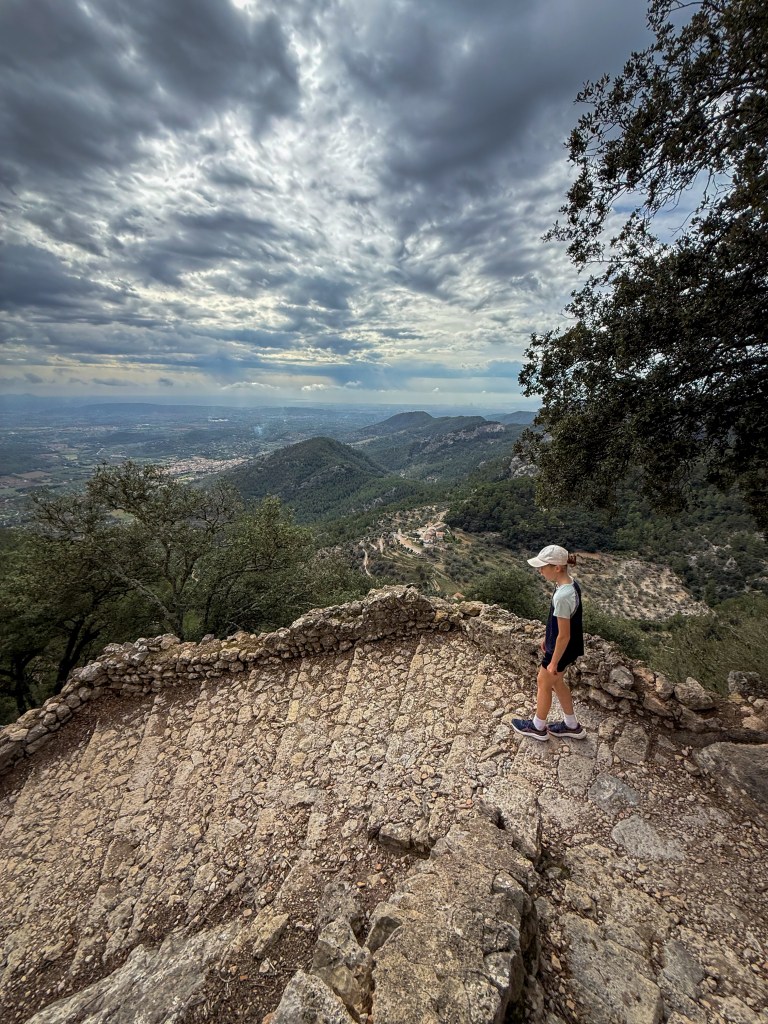 family hike to castell d'alaro best view in mallorca